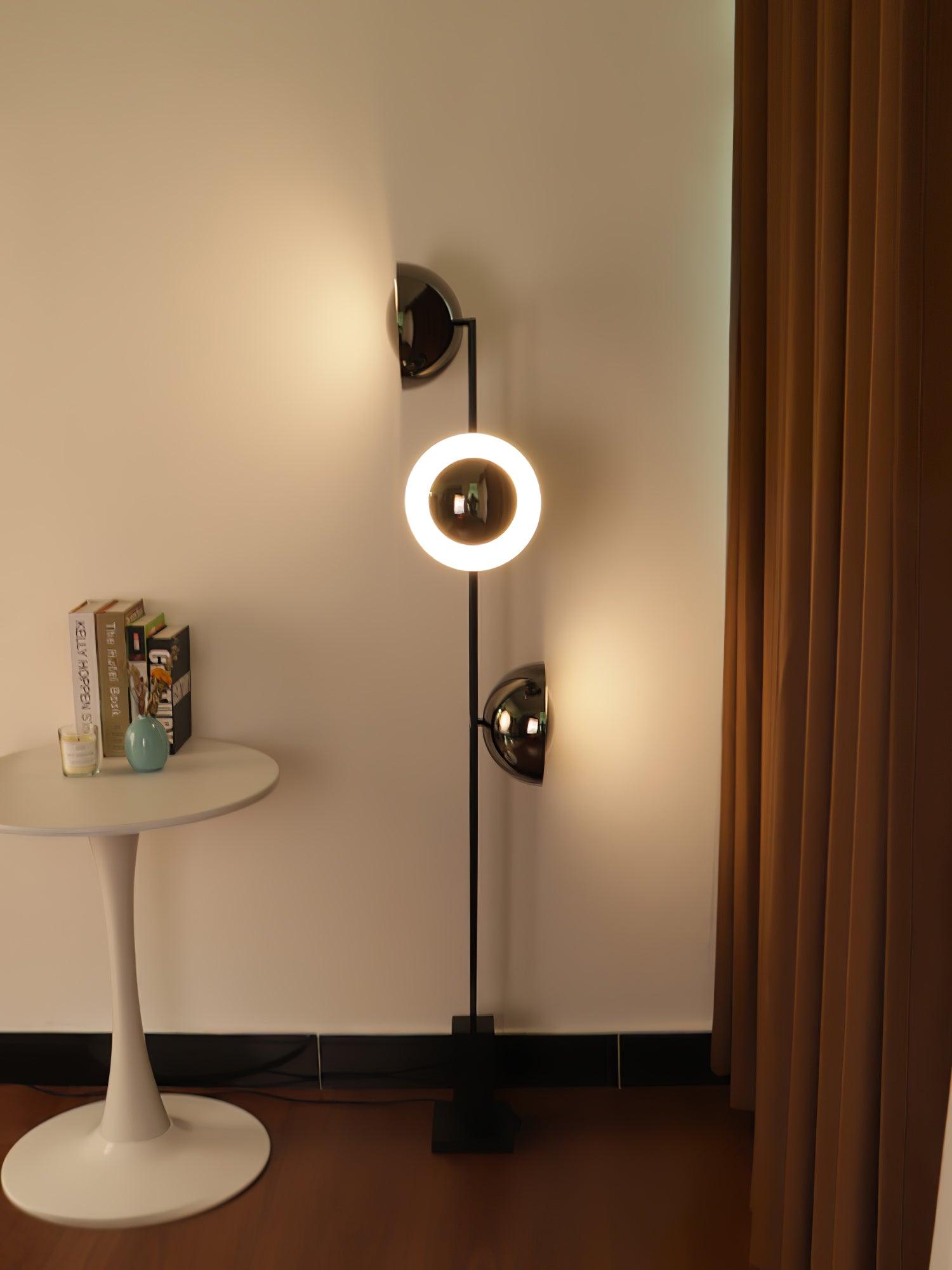 O3 Floor Lamp