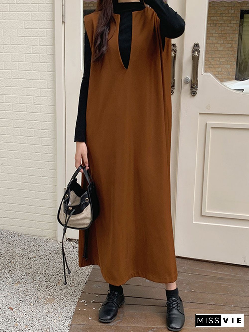 Casual Sleeveless Loose Solid Color V-Neck Midi Dresses