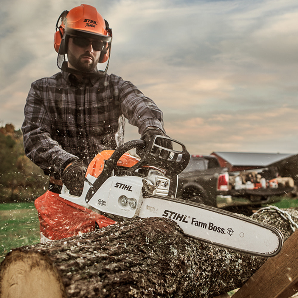 MS 271 FARM BOSS? Fuel Efficient Chainsaw ;  18 In ;