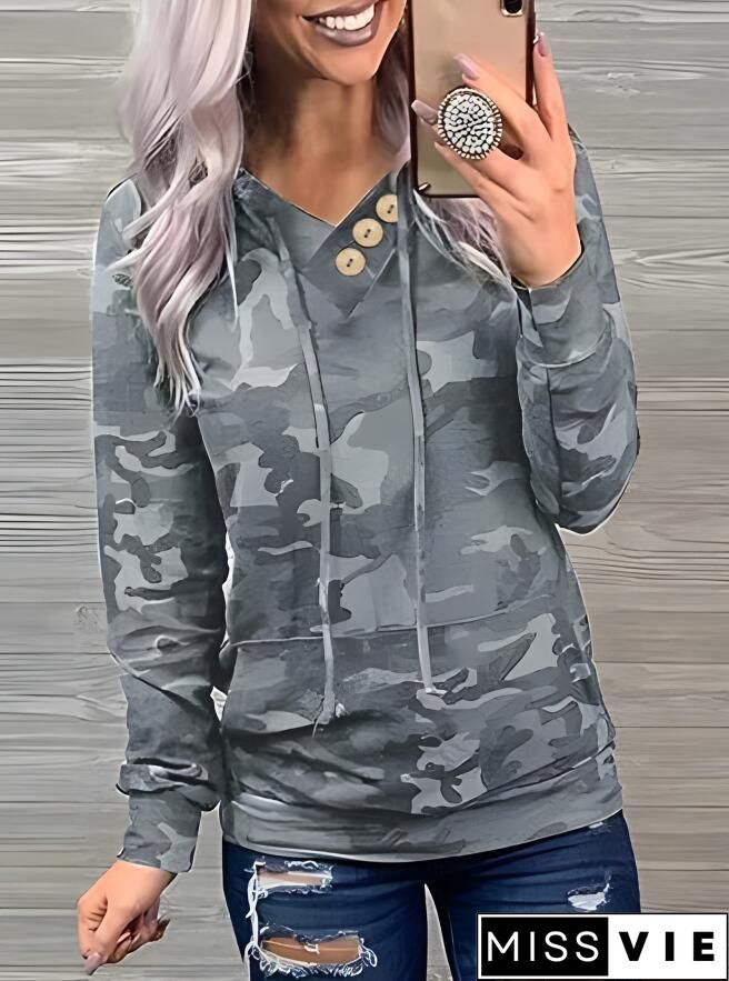 Camo Splice Drawstring Hoodied Sweatshirt