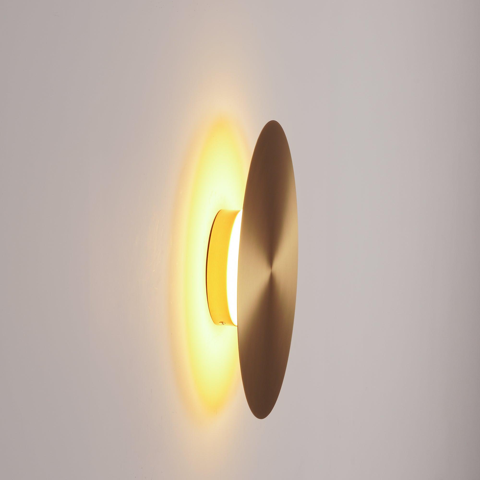 Gossa Wall Lamp