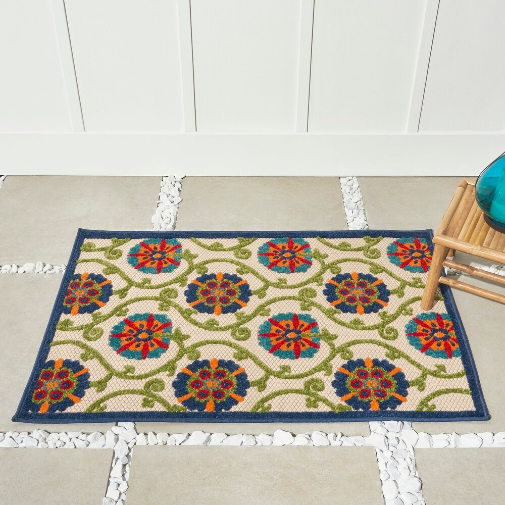 Lanikai Floral Indoor/ Outdoor Area Rug by Havenside Home