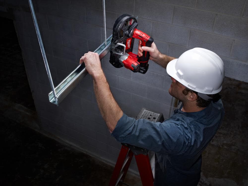 Milwaukee M12 Cordless Sub-Compact Band Saw Kit 2429-21XC from Milwaukee