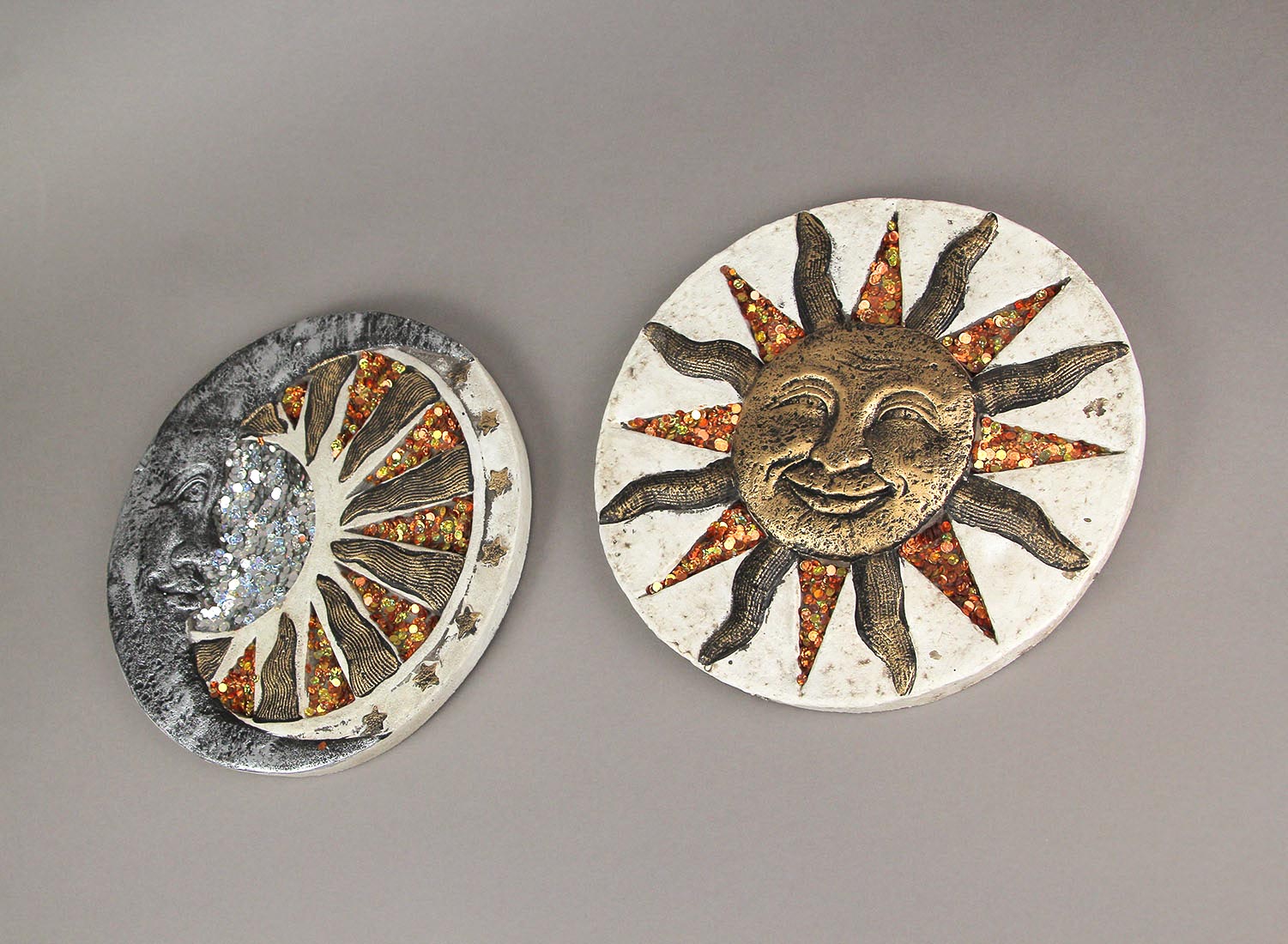 Chesapeake Bay Ltd Set Of 2 Cement Sun Moon Stone Sculpture Hanging Garden Walkway Decorative Art