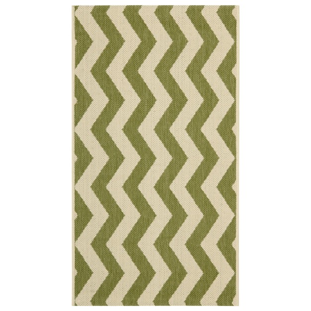 Courtyard Ayden Chevron Outdoor Rug Green beige