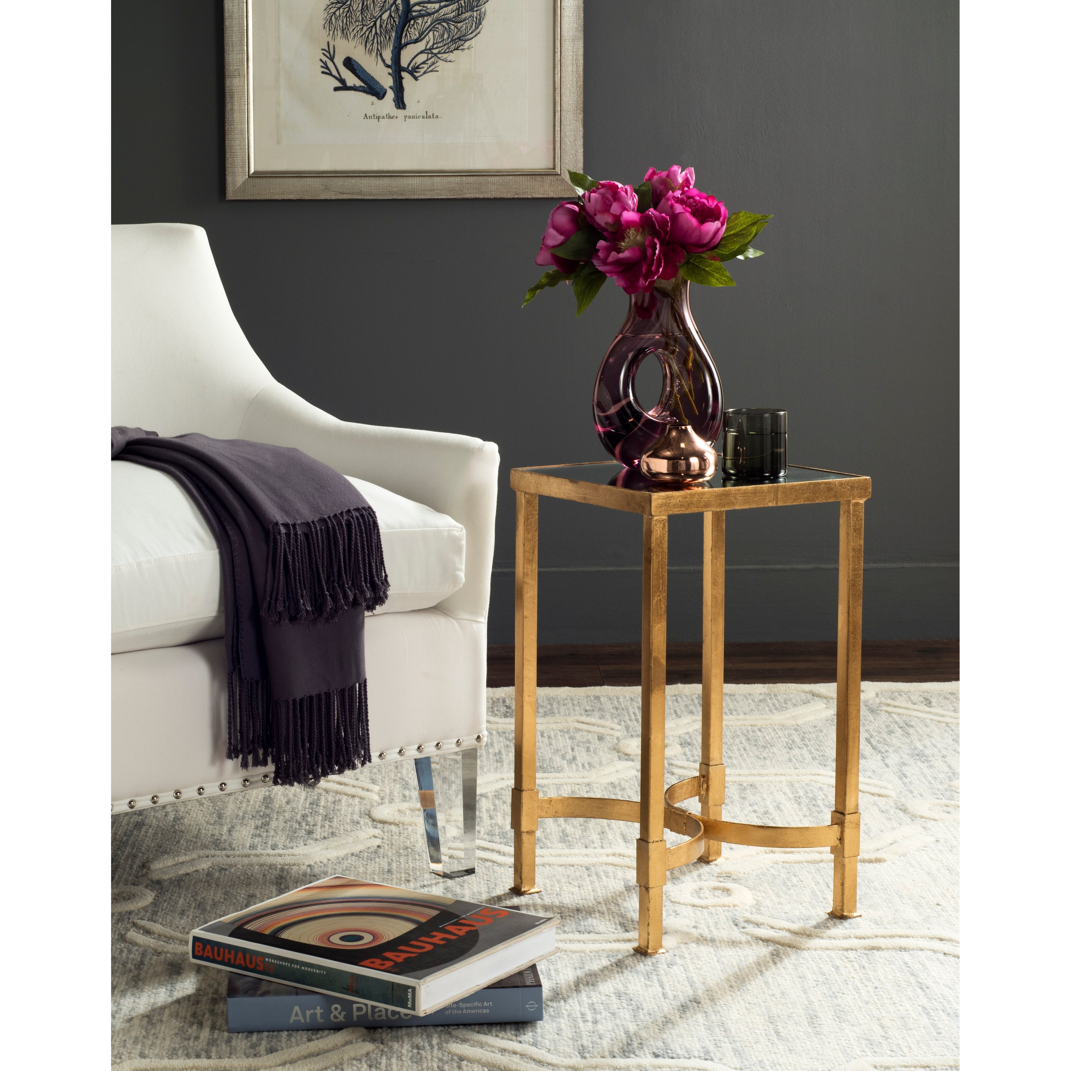 SAFAVIEH Halyn Antique Gold Leaf Mirror Top End Table - 12