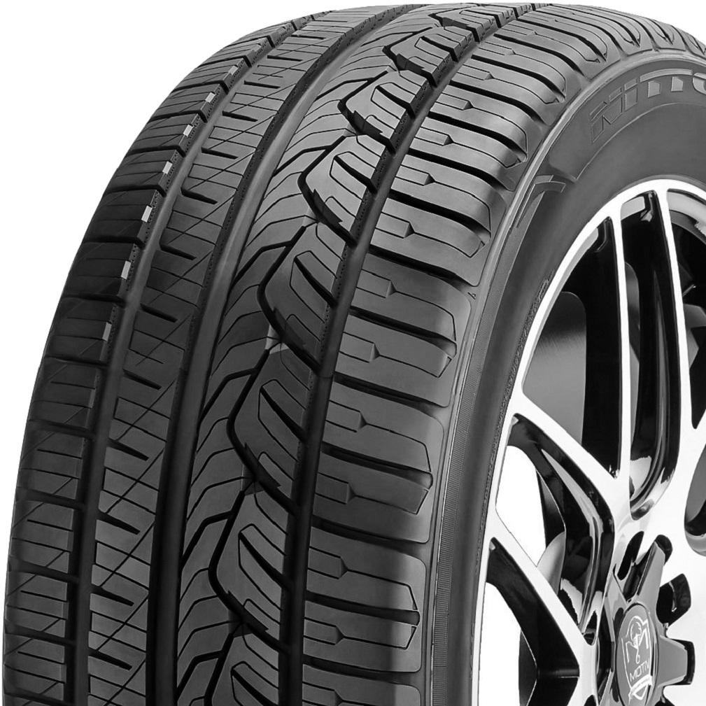 Nitto NT421Q 255/55R20 110 H Tire