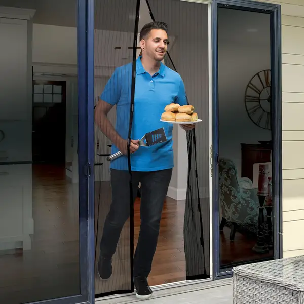 Magic Mesh Deluxe Screen Door