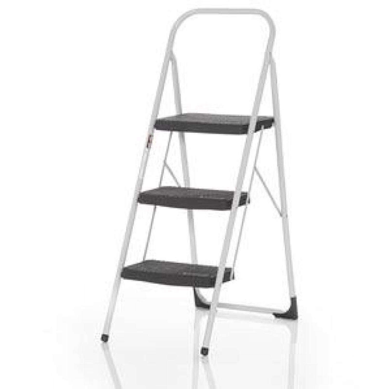 Cosco 45.27 in. H X 17.32 in. W X 27.36 in. D 200 lb. capacity 3 step Resin Step Stool