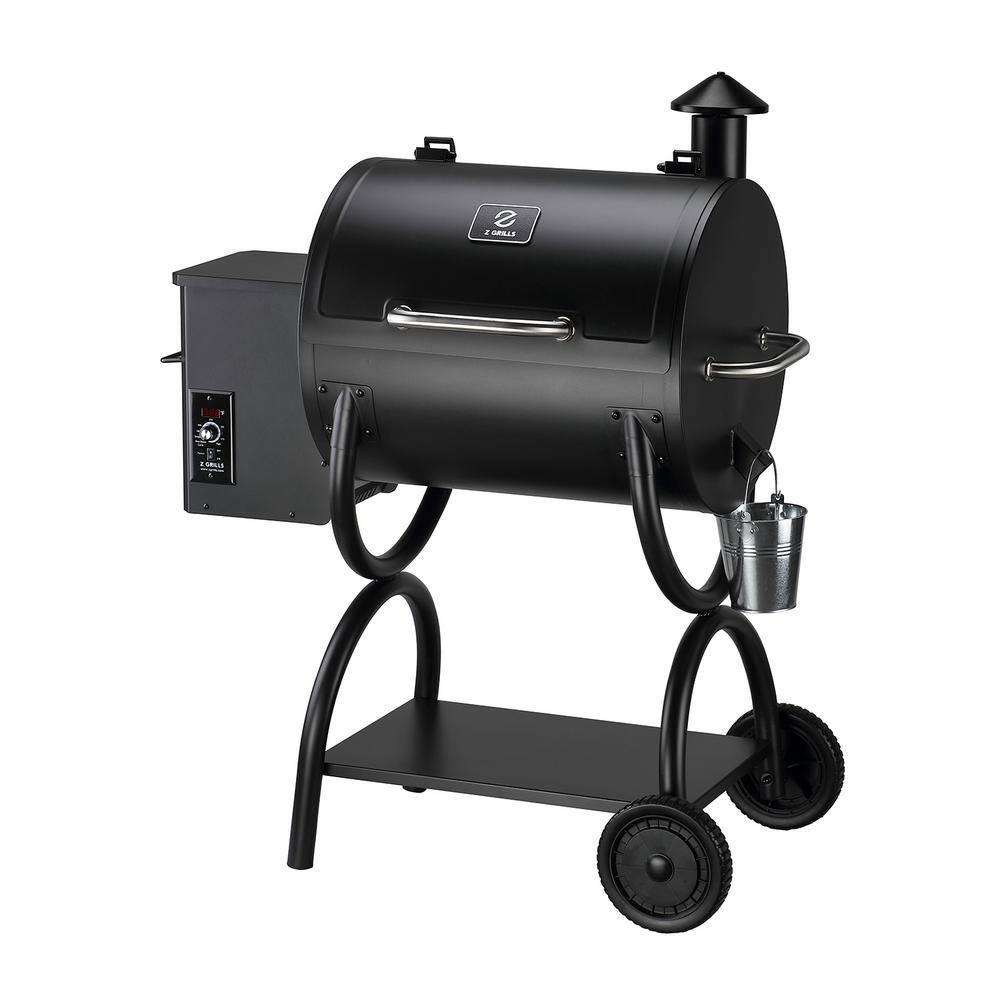 Z GRILLS 585 sq in Pellet Grill and Smoker in Black