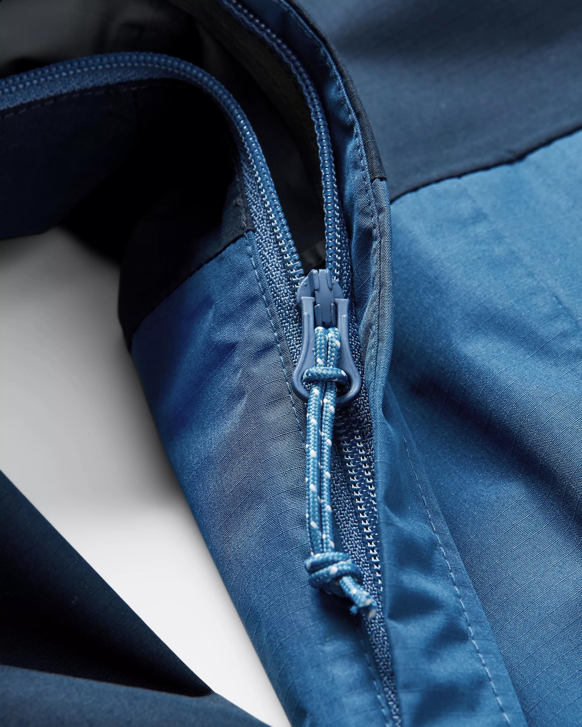 Season Water Resistant Recycled Jacket - Dark Denim/ Deep Navy