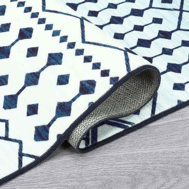 Machine Washable Moroccan Geometric Area Rug