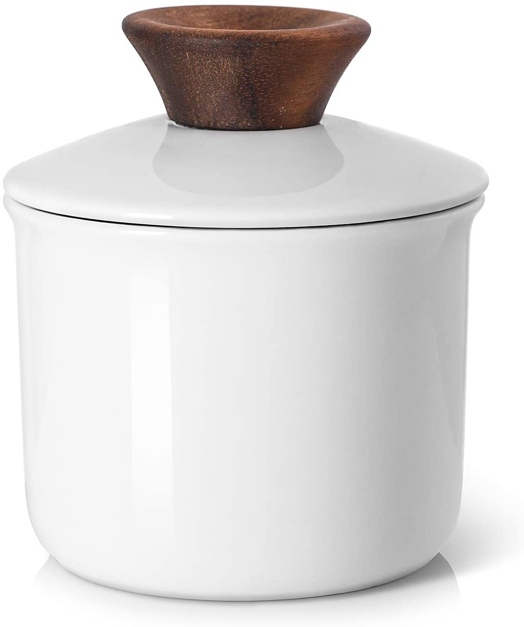 DOWAN Porcelain Butter Keeper Crock， French Butter Crock with Wood Knob Lid， Butter Dish for Soft Butter， White