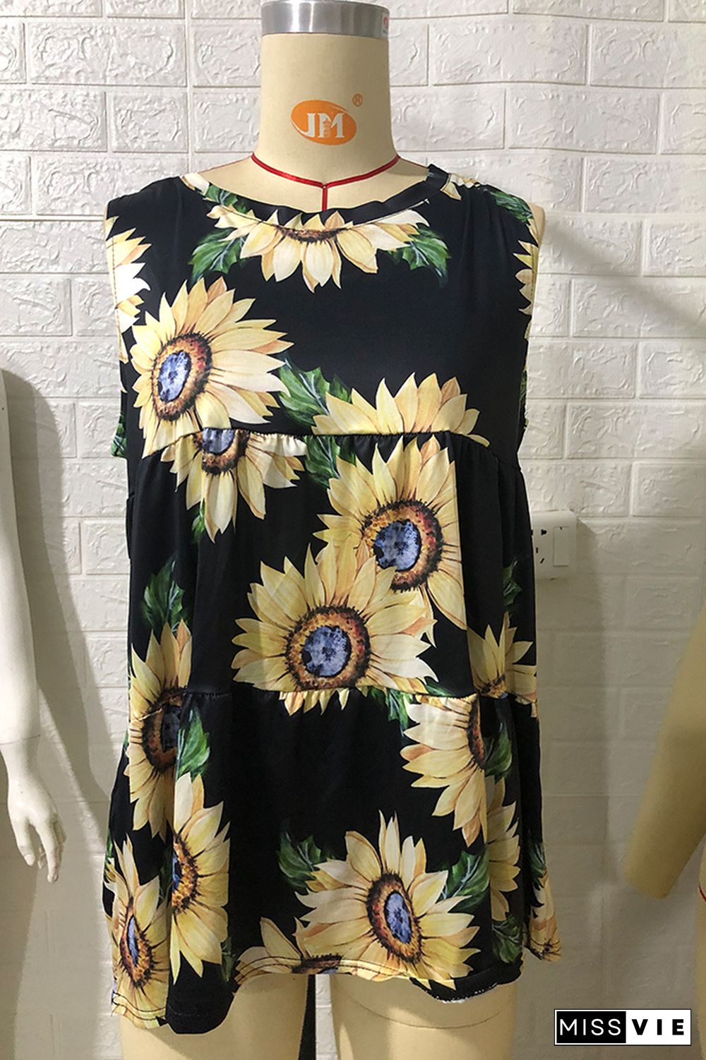 Sunflower Print Ruffle Hem Sleeveless Tank Top