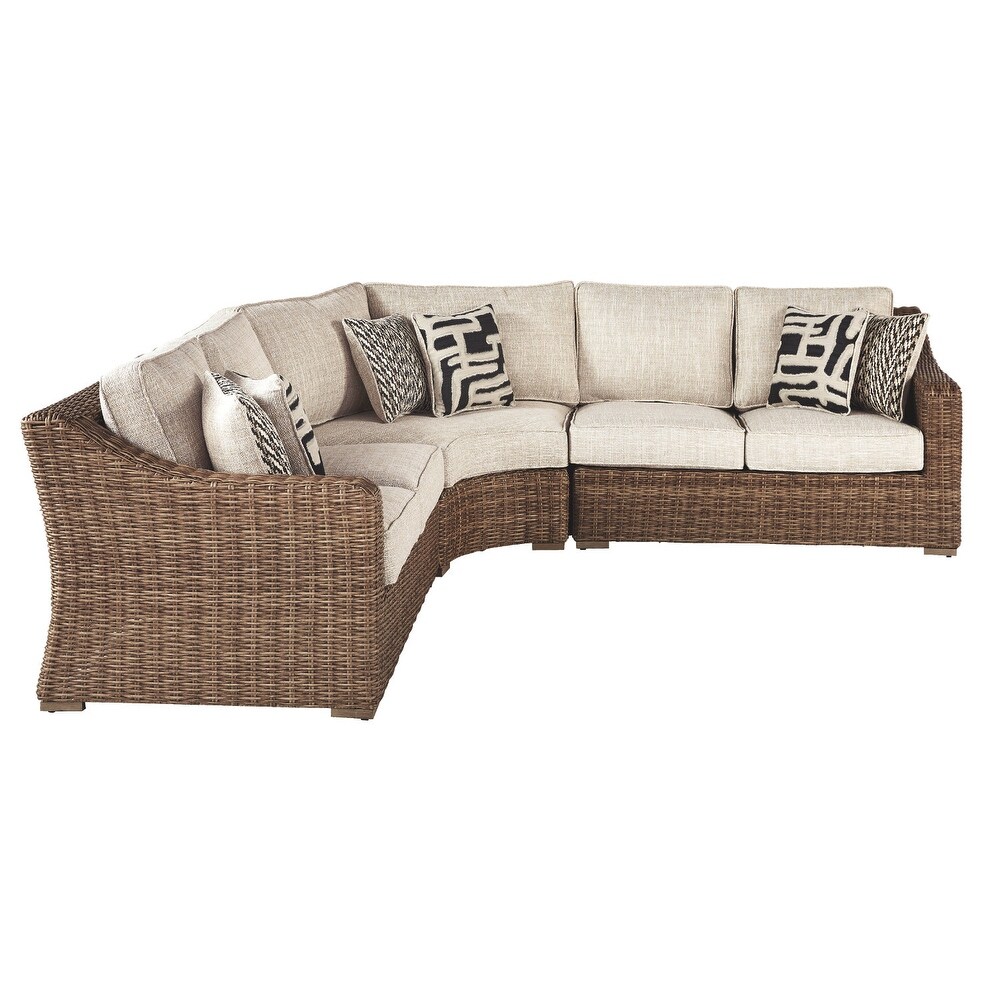 Beachcroft 4 Piece Beige Resin Wicker Outdoor Sectional   118.75\