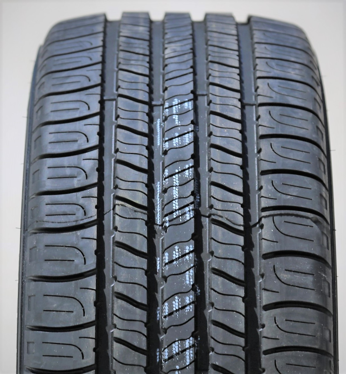 Goodyear Assurance AllSeason 225