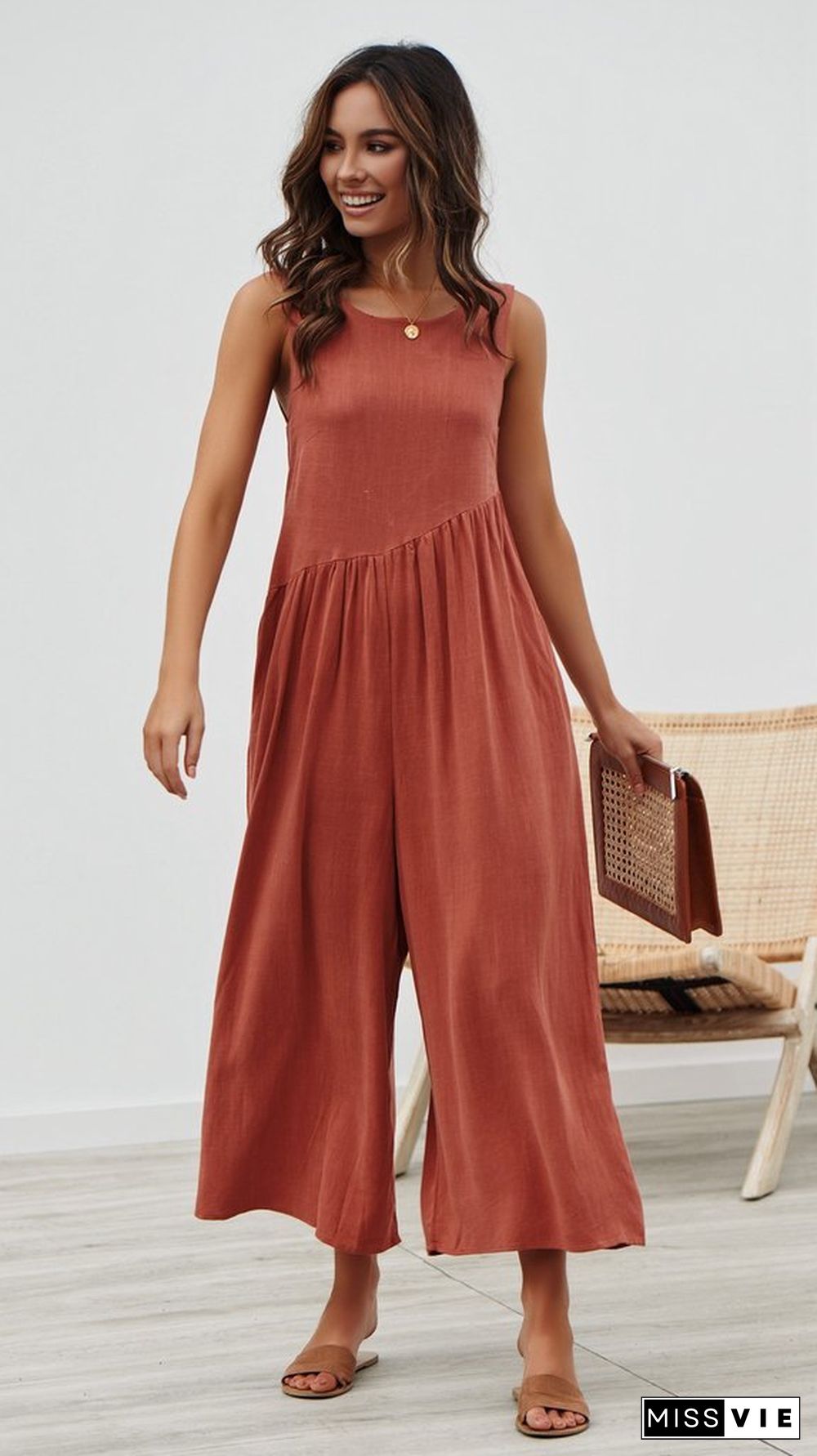 Sleeveless Backless Round Neck Jumpsuit