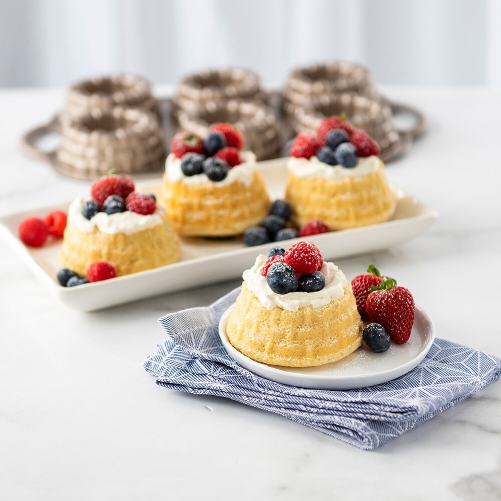 Nordic Ware Shortcake Baskets Pan