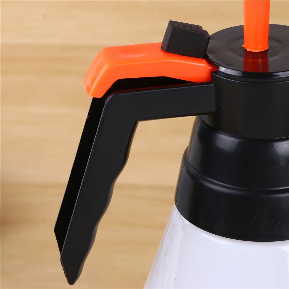 1L 1.5L plastic bottle portable pump sprayer hand held garden watering pressure sprayer for plant