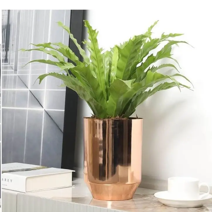 New Arrival Handmade Gold Metal Planters for Garden Home Decorative Plant Flower Pot Luxury Floor Planter