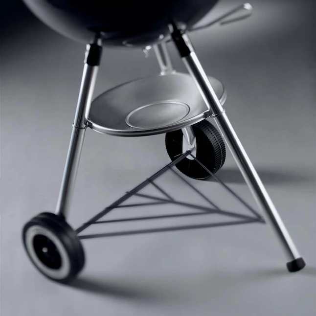 Weber Original Kettle 22-in W Black Kettle Charcoal Grill