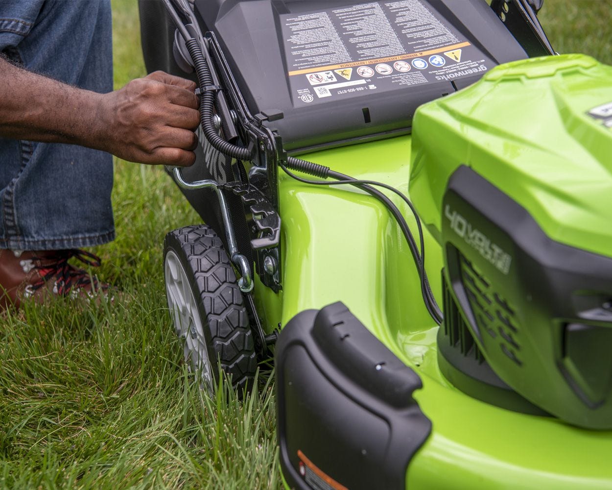 40V 21-Inch Cordless Lawn Mower | Greenworks