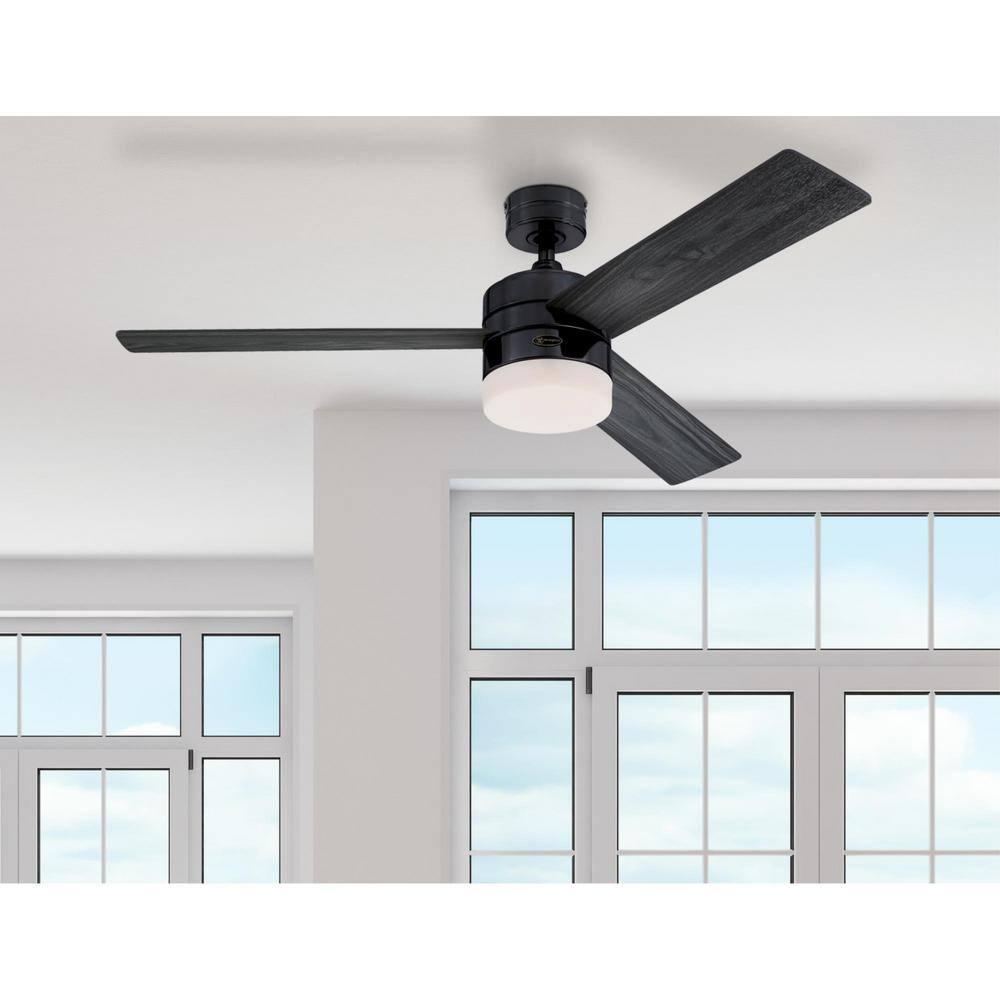 Westinghouse Alta Vista 52 in LED Indoor Gun Metal Ceiling Fan with Light Fixture and Remote Control