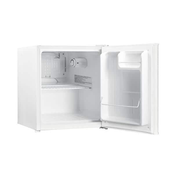 Magic Chef 17 cu ft Freezerless Mini Fridge White