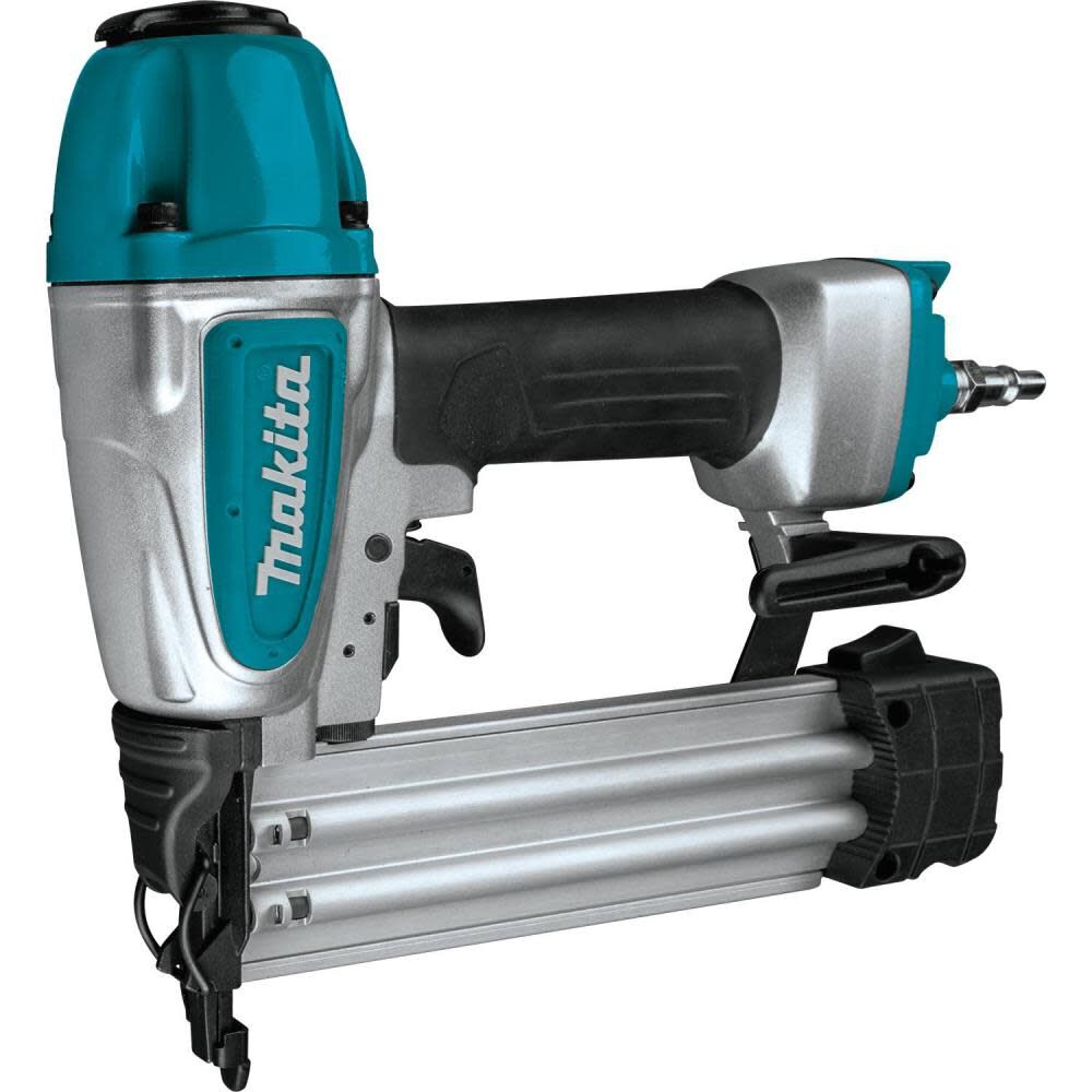 Makita 1 Gallon Compact Air Compressor and 18 Gauge Brad Nailer Combo Kit MAC100QK1 from Makita