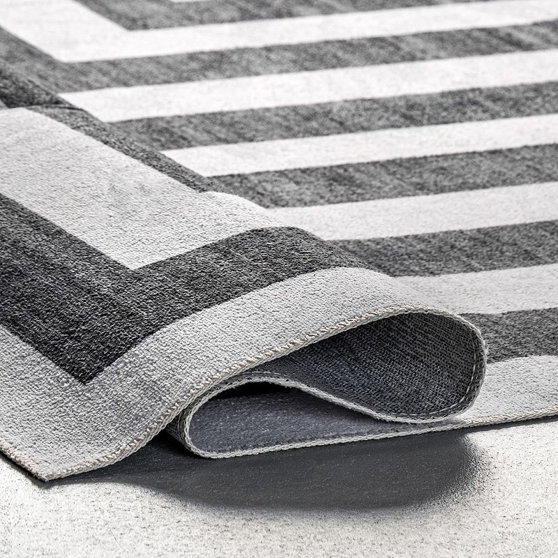 nuLOOM Sharri Modern Striped Machine Washable Area Rug