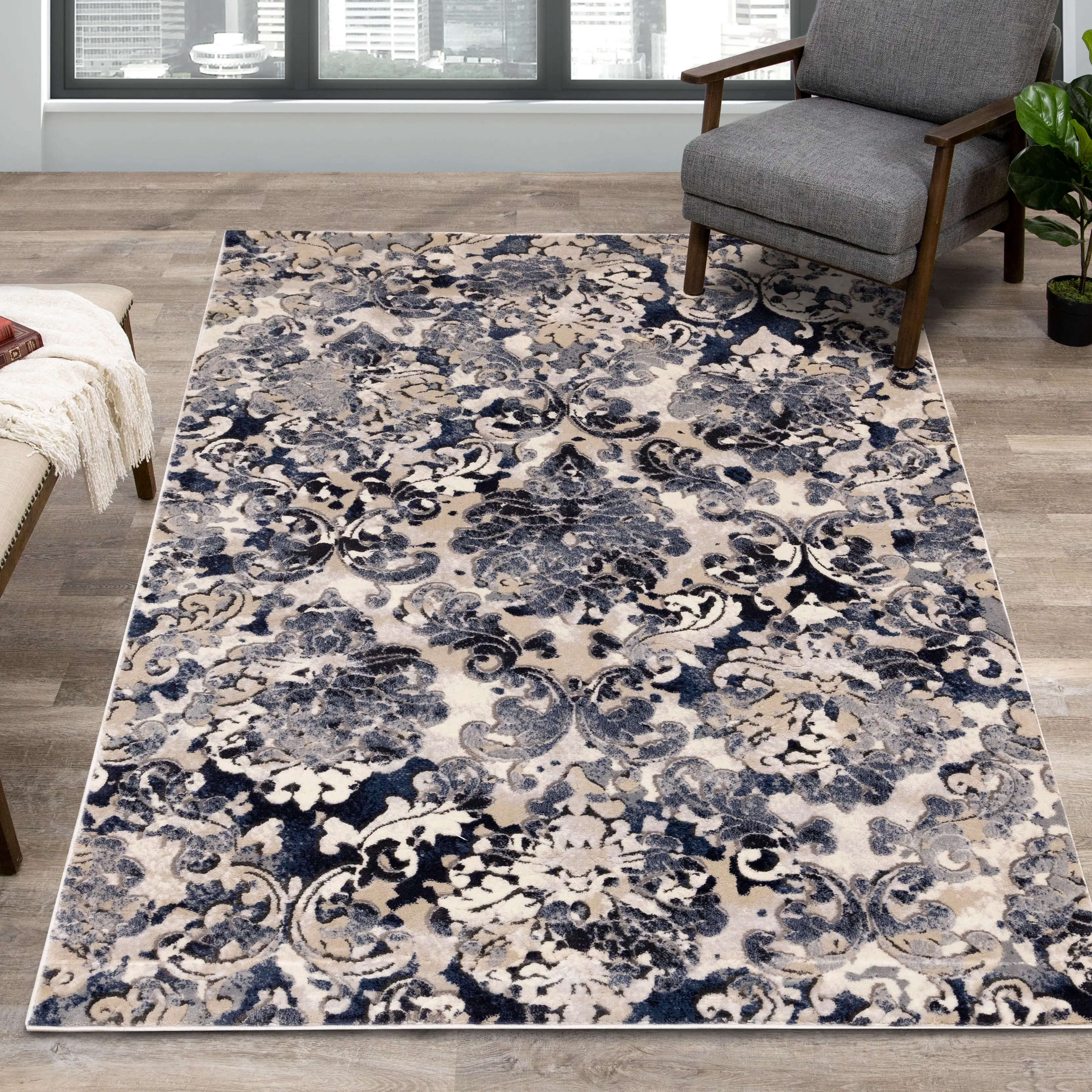 Alida 5 x 8 Elegant Cream Blue Area Rug