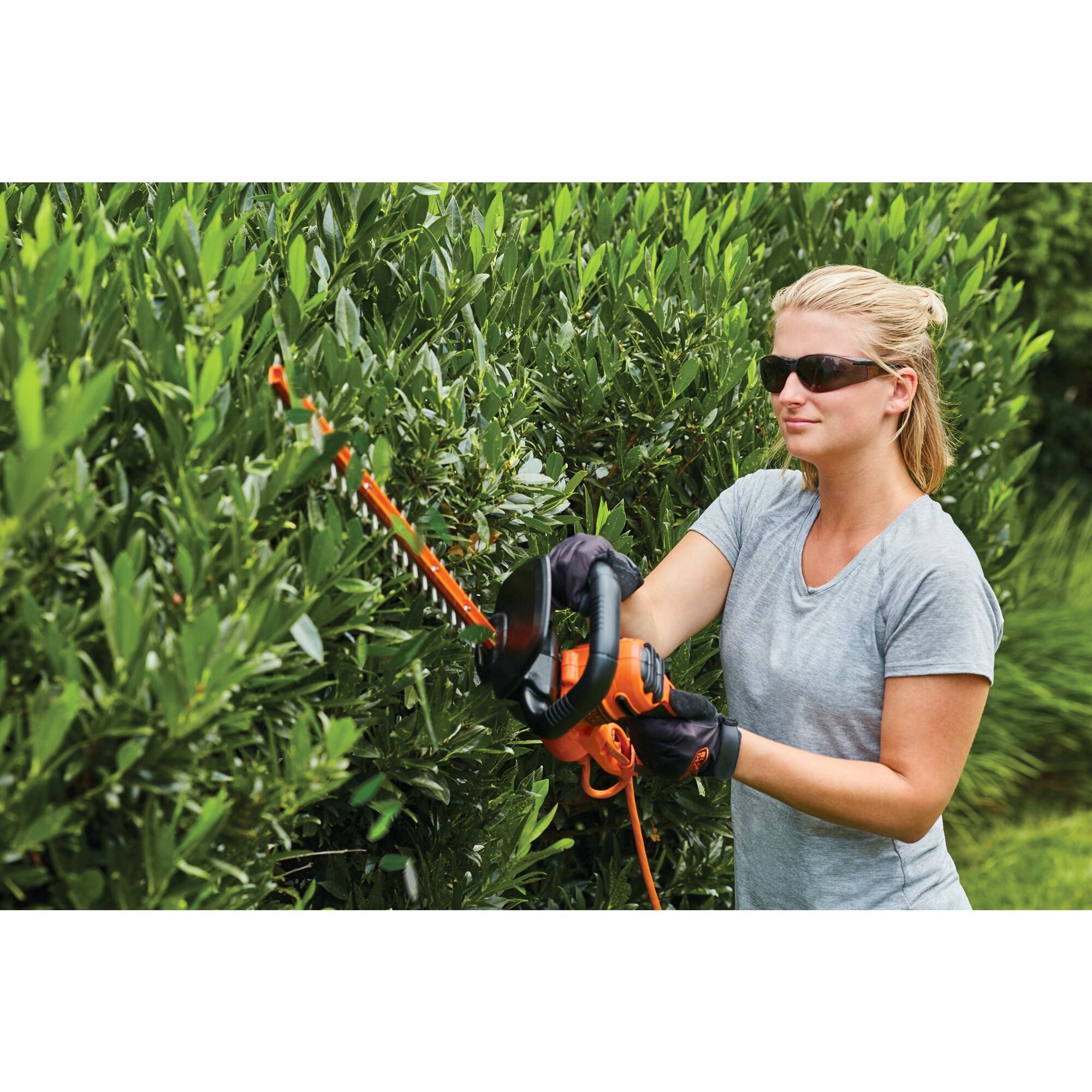 18 In. Electric Hedge Trimmer