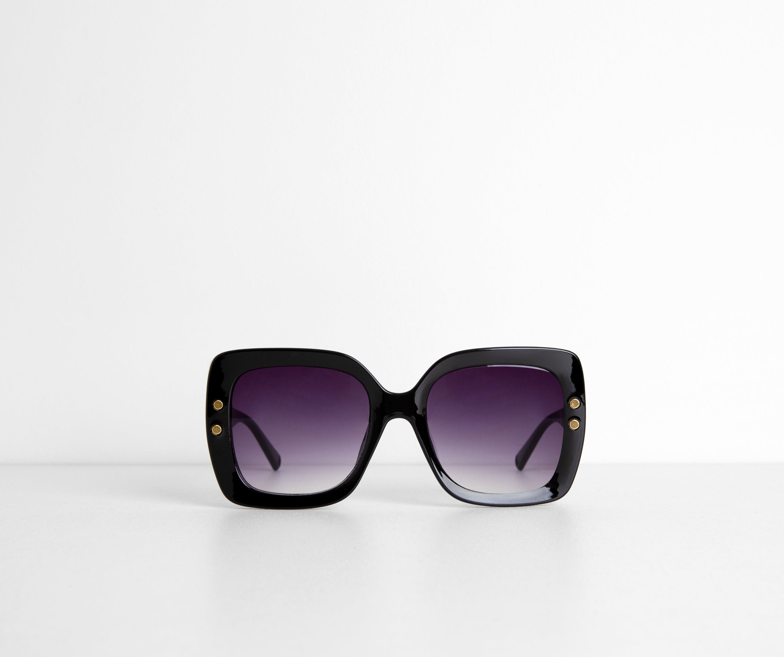 Rich Lifestyle Over-sized Square Sunglasses