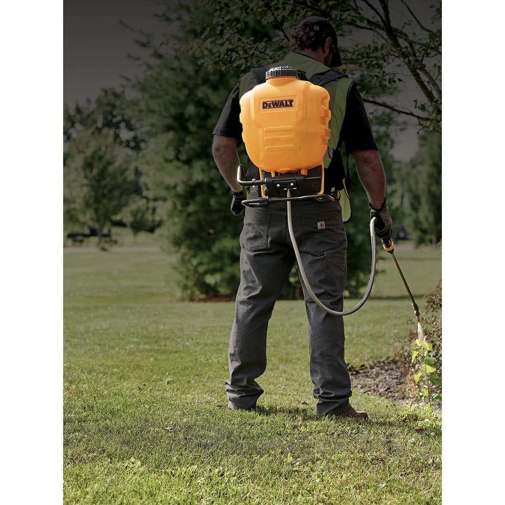 DEWALT 4 Gal. Backpack Sprayer DXSP190652