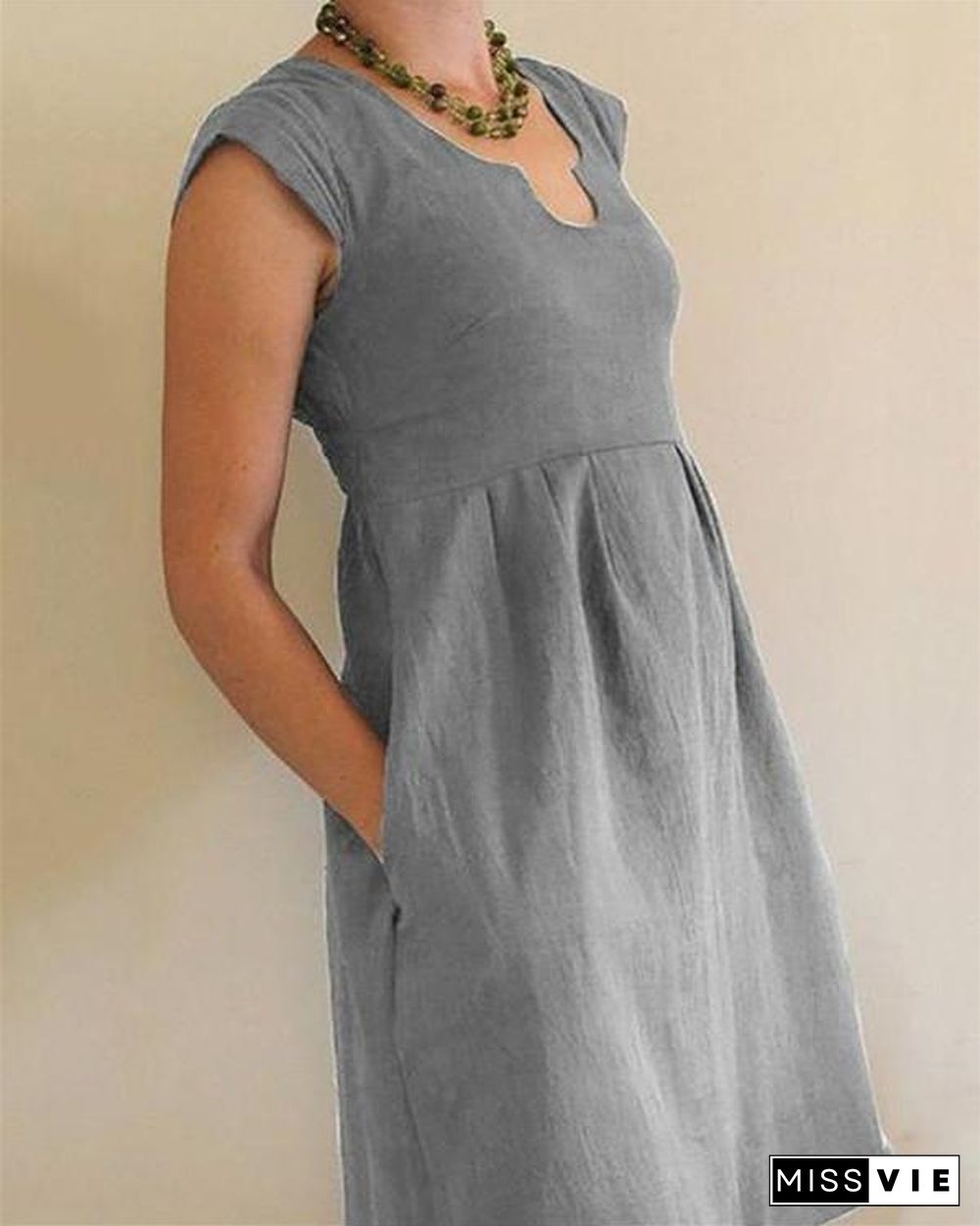 Solid Paneled U-neck Casual Pockets Midi Dress