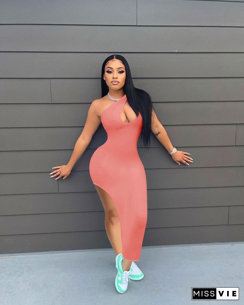 Solid Color Sexy Slanted Shoulder Slit Dress