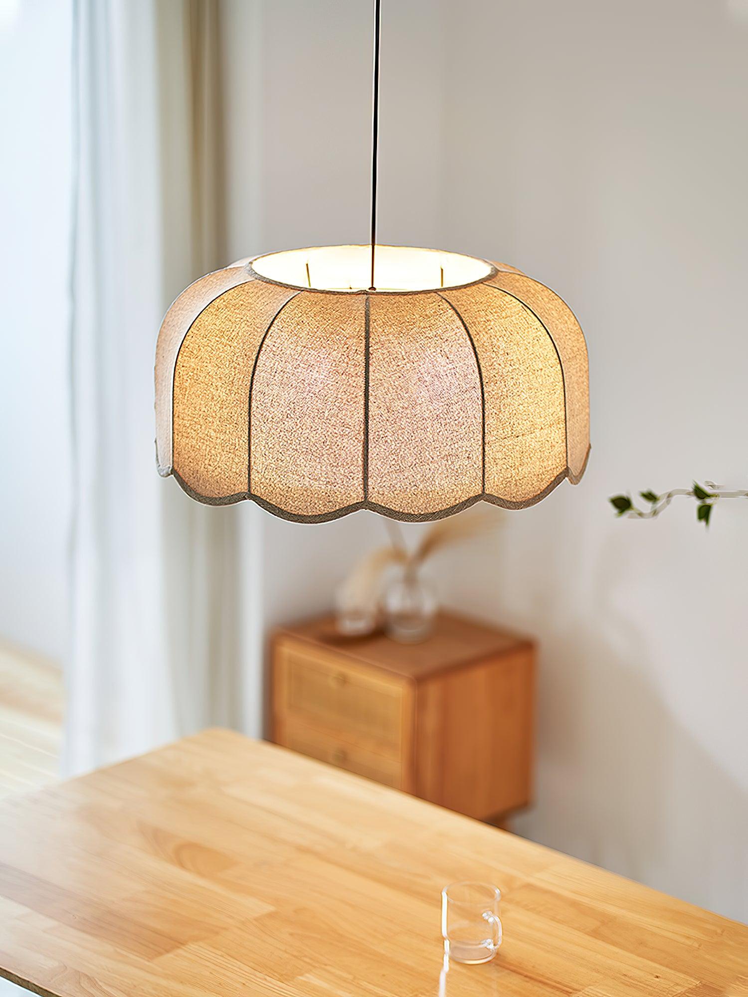 Banana Leaf Pendant Lamp