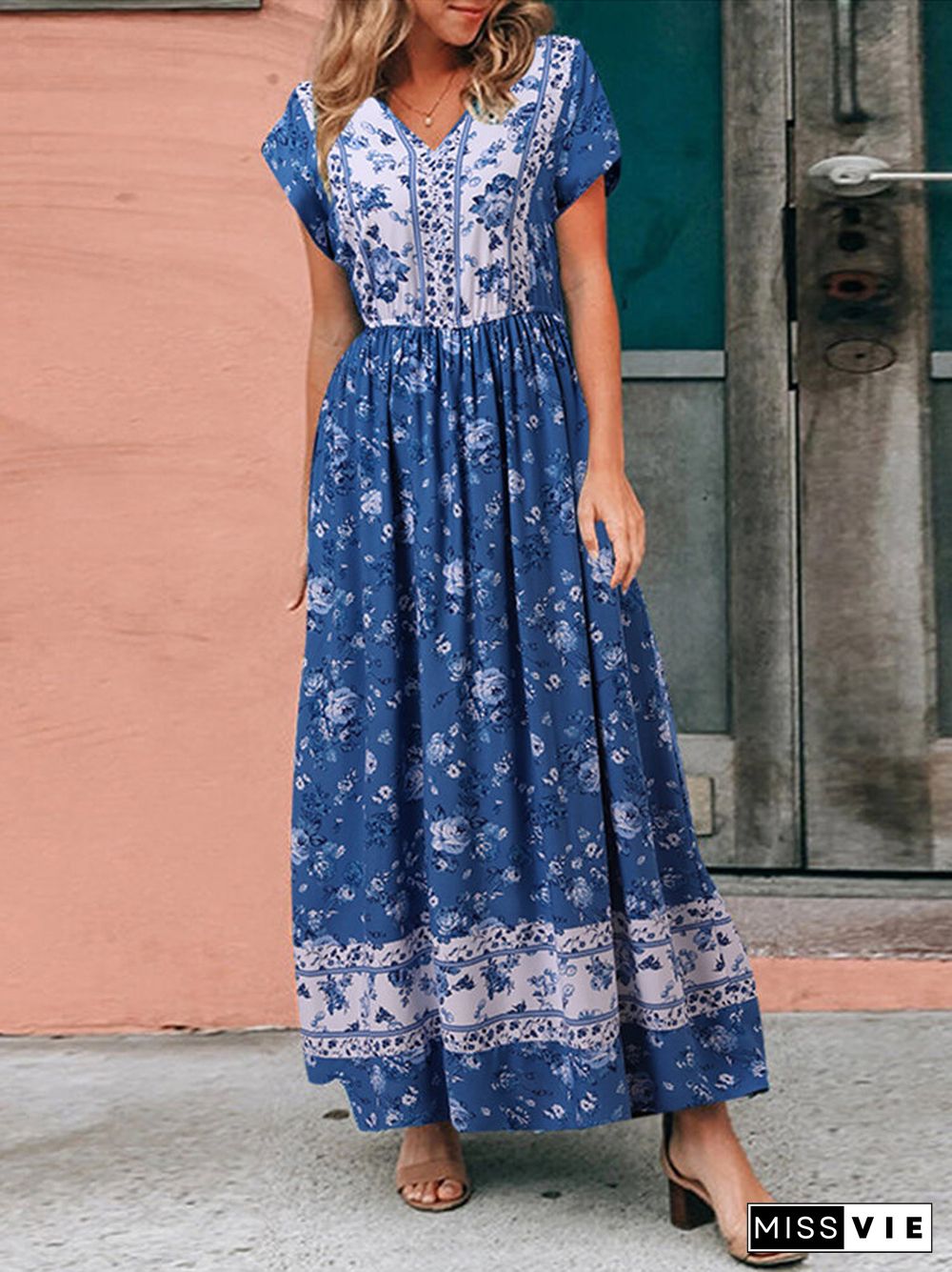 Bohemian Floral Print Tulip Sleeve V-neck Maxi Dress