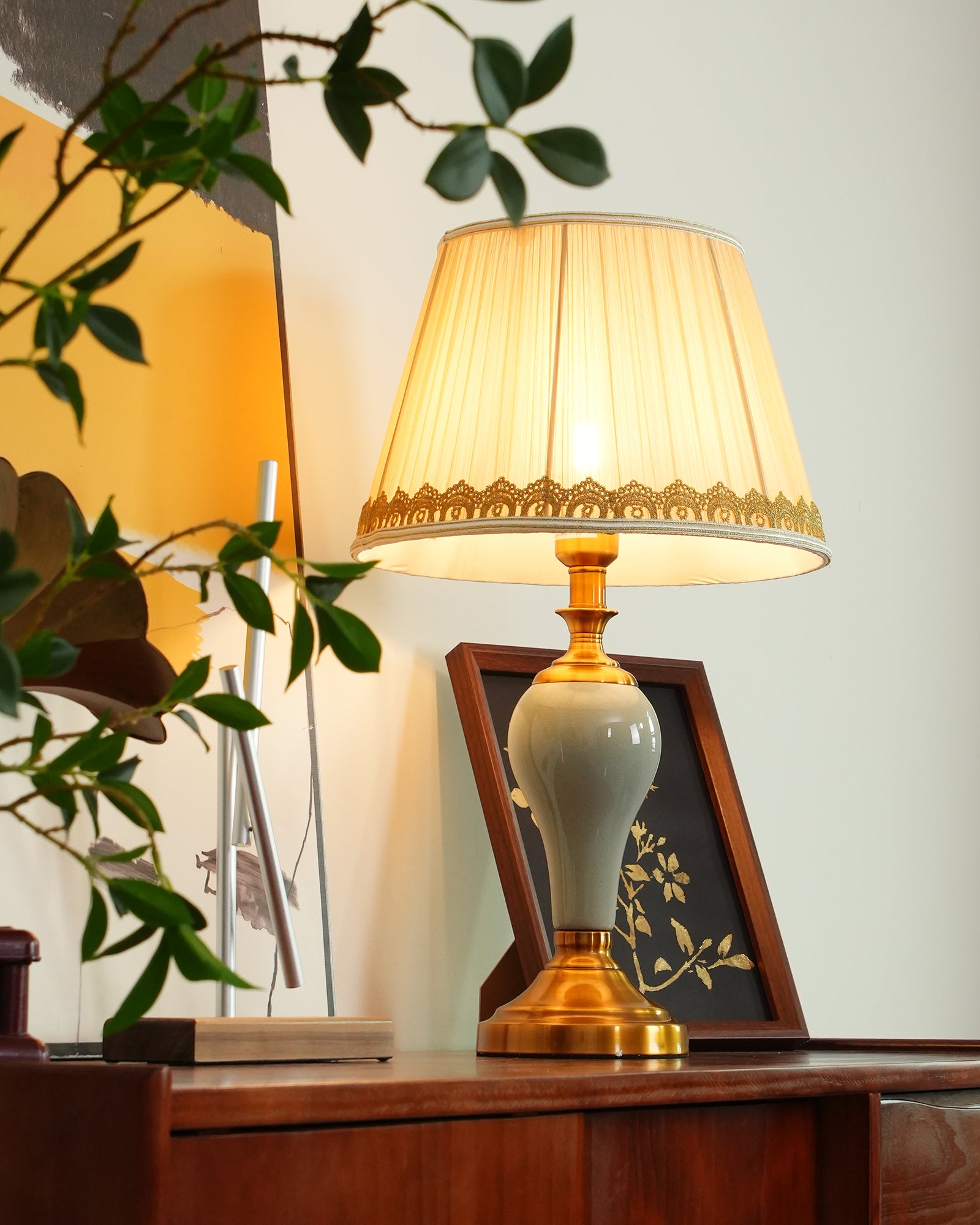 Chaslyn Desk Lamp