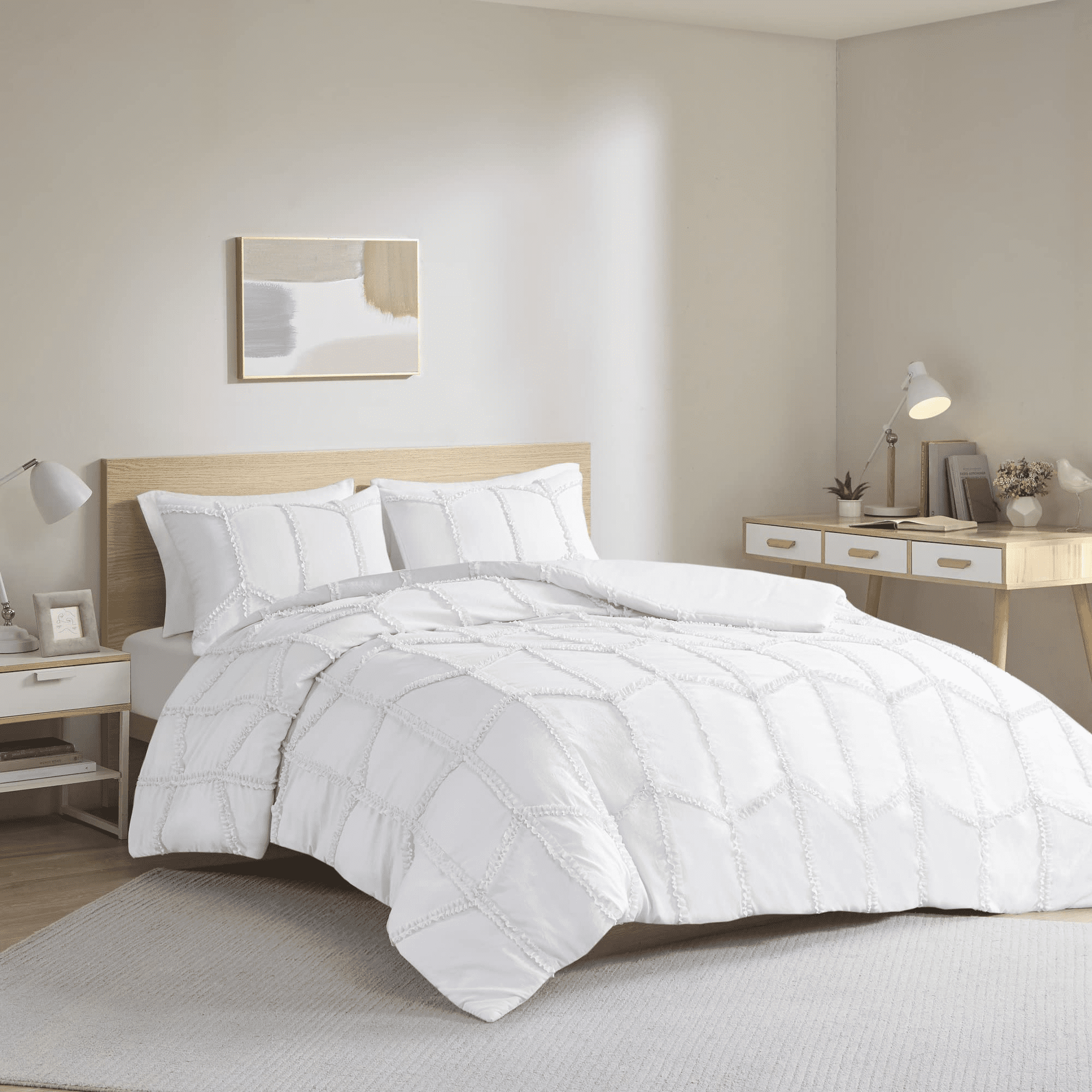 Intelligent Design Jolene Microfiber 3-Piece White Geometric Comforter Set， Full/Queen