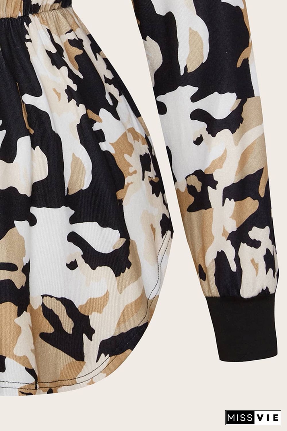 Plus Size Camo Zipper Jacket