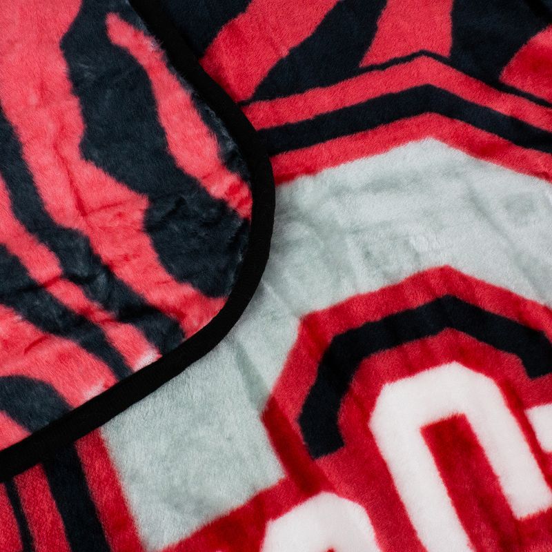 NCAA Ohio State Buckeyes Throw Blanket