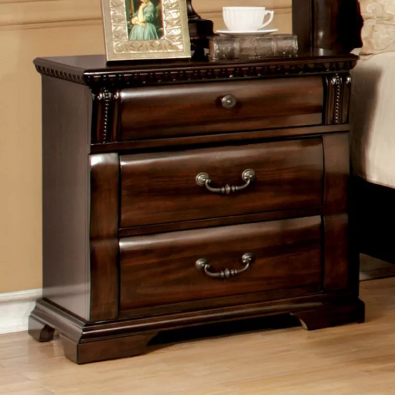 28 Inch Bedside Nightstand， 3 Drawers With Pewter Handles， Classic Dark Cherry Brown Solid Wood