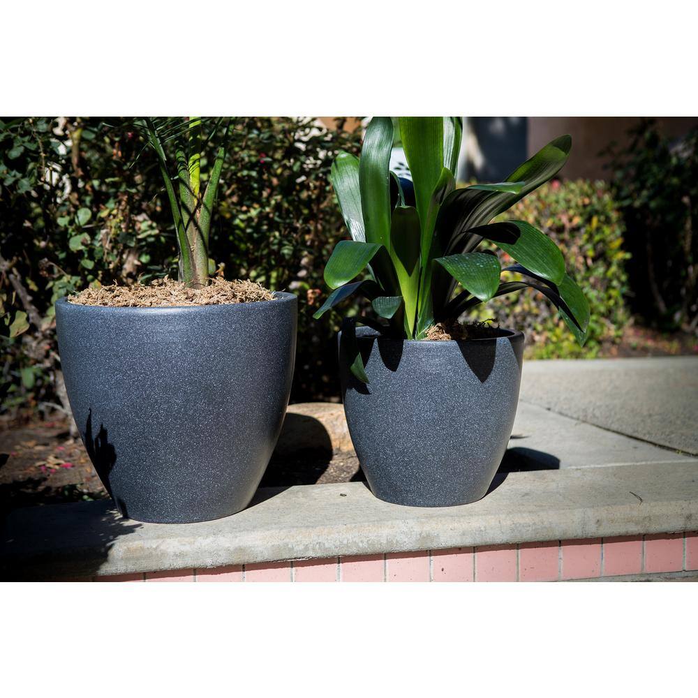 XBRAND 14 in. Tall and 12 in. Tall Black Modern Nested Round Flower Concrete Pot Planter (Set of 2 Different Sizes) PL1515BK