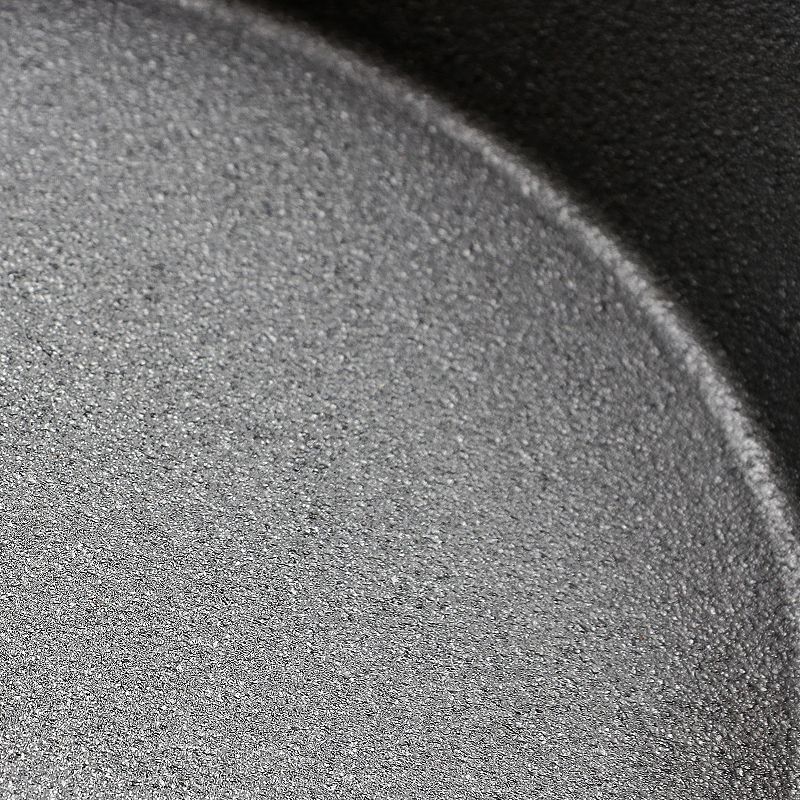 General Store Addlestone 8 Inch Pre-Seasoned Round Cast Iron Frying Pan