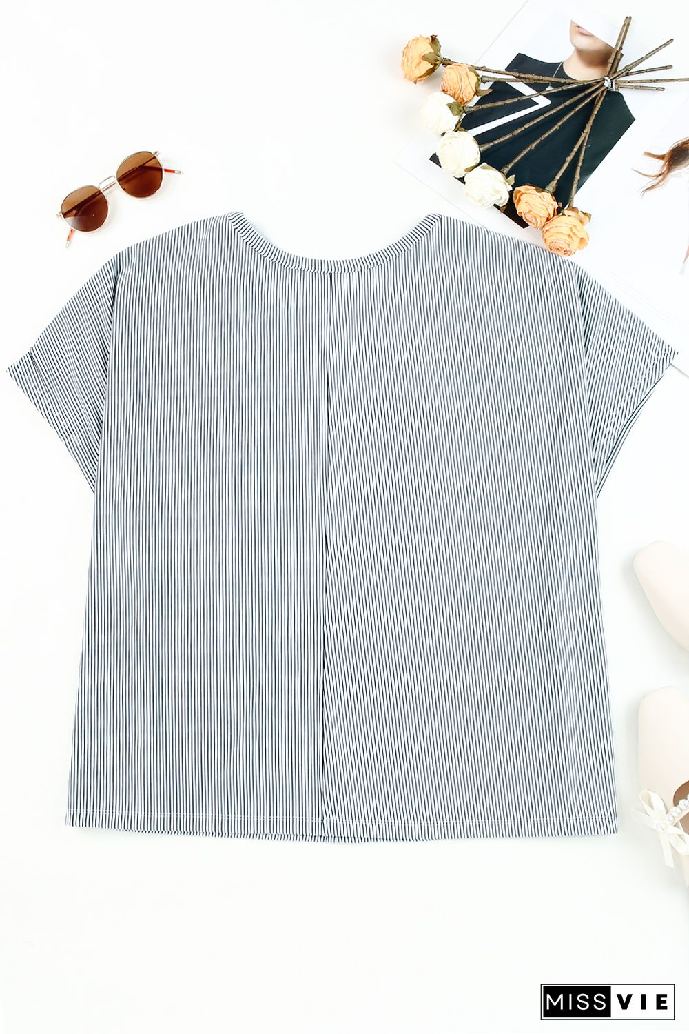 Gray Ribbed Knit Round Neck Relaxed Tee