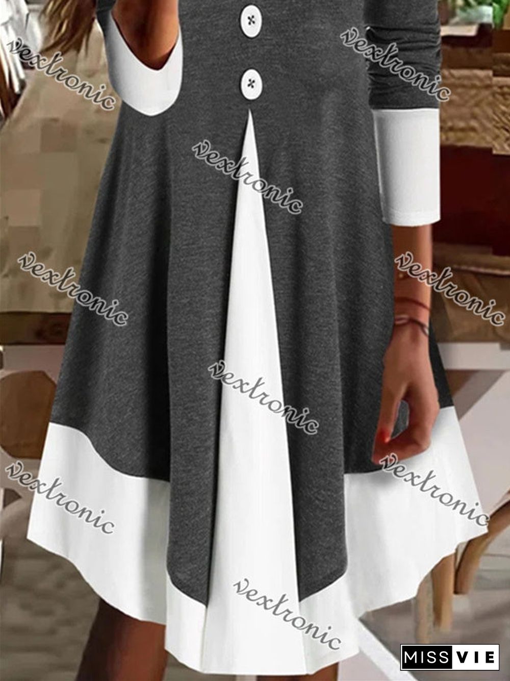 Women's Gray Long Sleeve V-neck Graphic Midi Dress