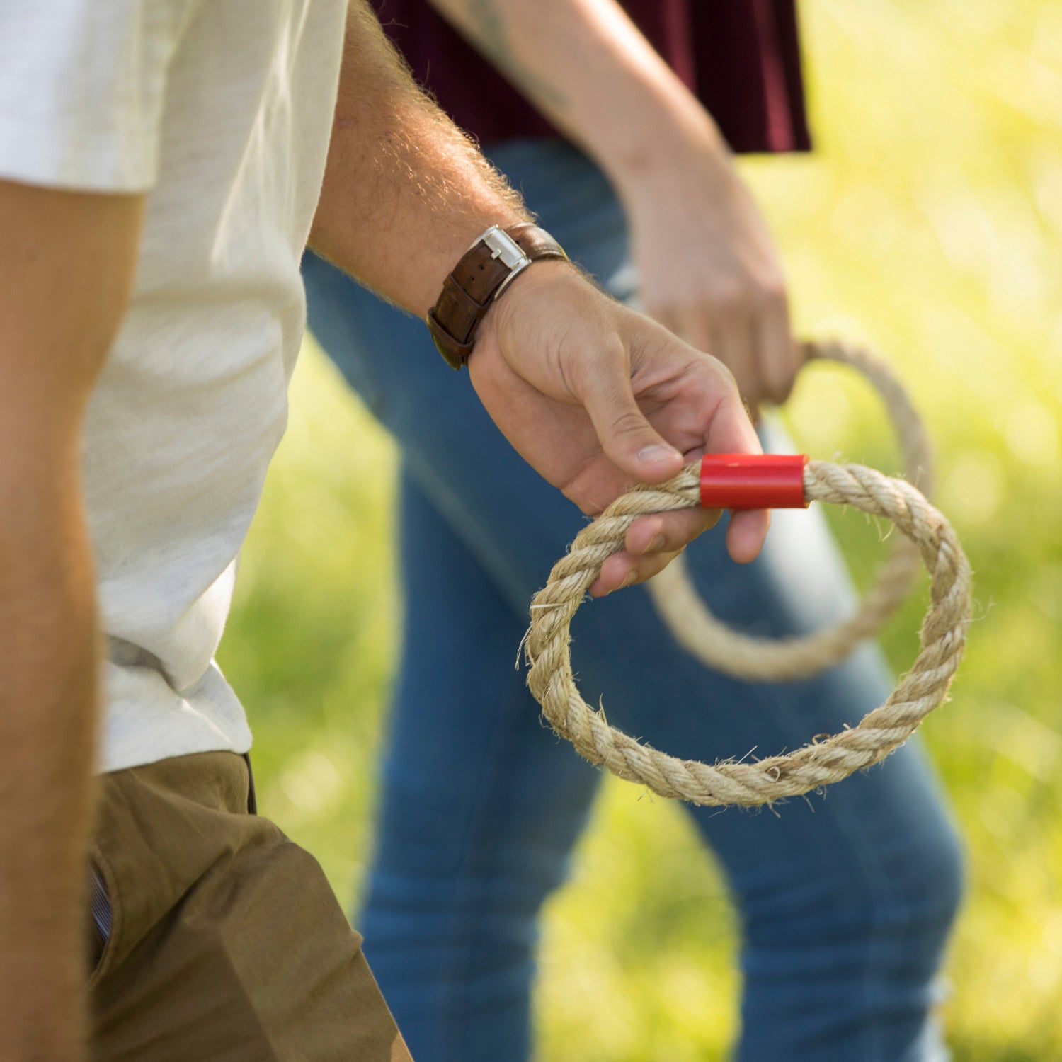 Triumph Wood Quoit Target Outdoor Lawn Game Set with Six Sisal Rope Toss Rings