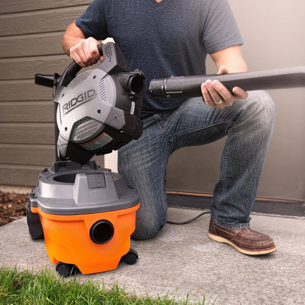 RIDGID 4 Gallon 6.0 Peak HP WetDry Shop Vacuum with Detachable Blower Fine Dust Filter Locking Hose and Accessories WD4080