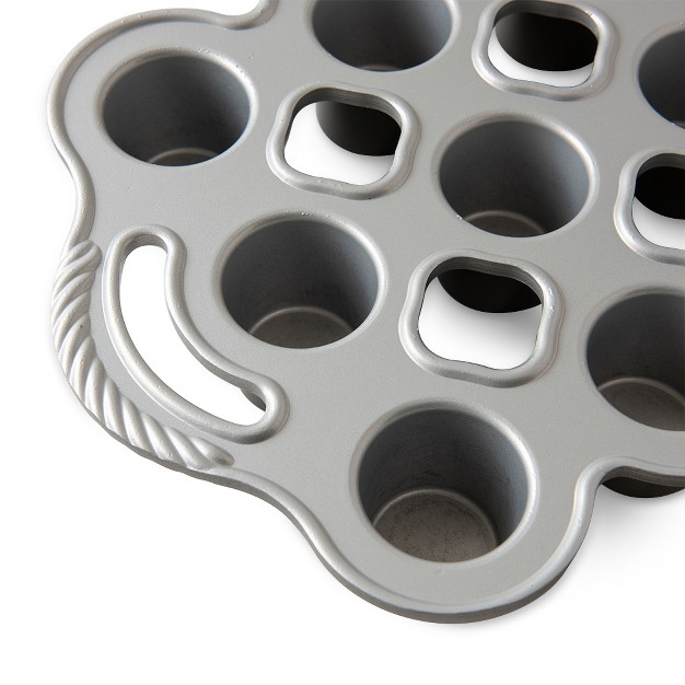 Nordic Ware Cast Aluminum Petite Popover Pan Black